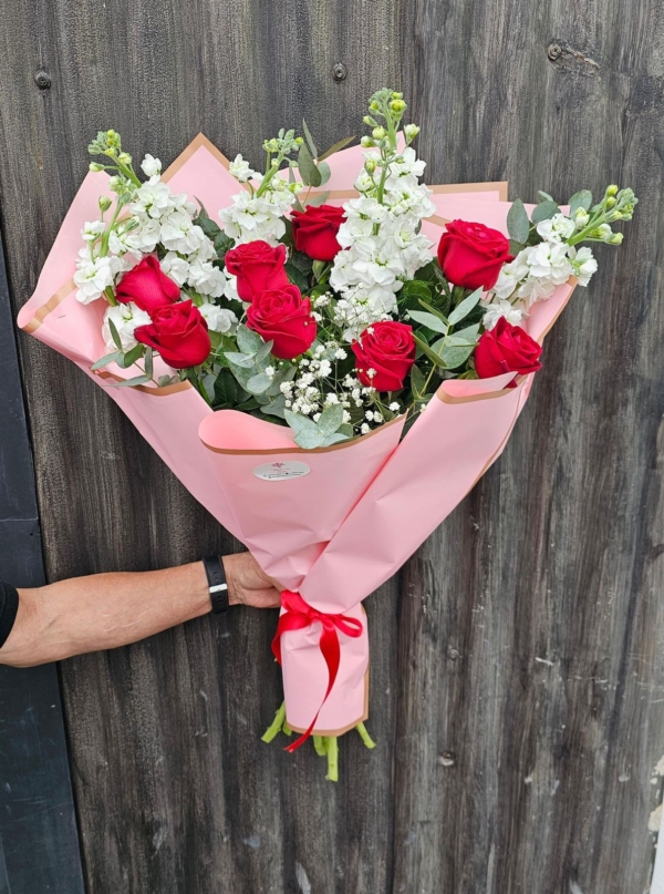 Ramo de Rosas Rojas y Aleli Perfumado