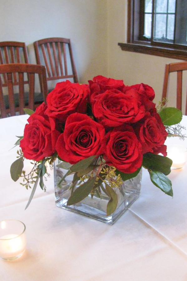 Centro de Mesa de Rosas Rojas