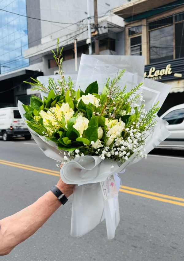 Super Ramo de 150 Jazmines Perfumados - Flores a Domicilio